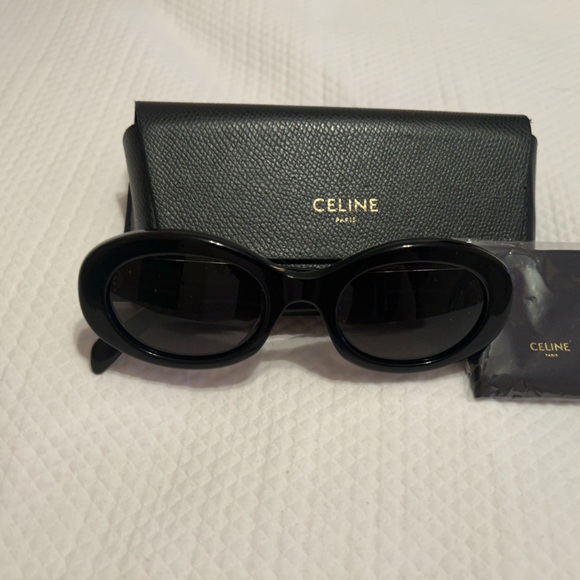 Celine TRIOMPHE 01 SUNGLASSES IN ACETATE
BLACK - Picture 4 of 5